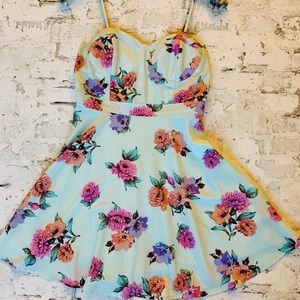 Forever 21 Strappy Floral Bustier Dress!